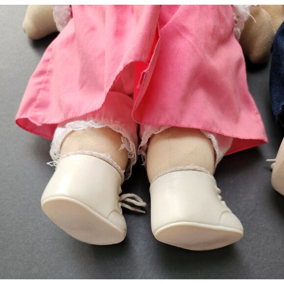 Heavenly Kids Blue Eyed Soft Body Baby Girl & Boy Doll Original Clothes Outfit - Picture 8 of 14